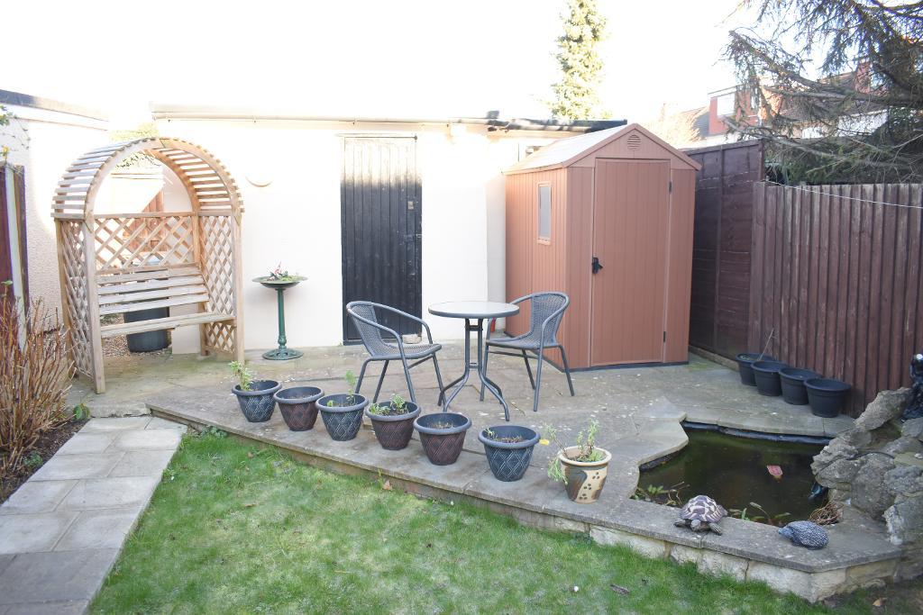 3 Bedroom End Terraced For Sale in Hornchurch Road, Hornchurch, Essex