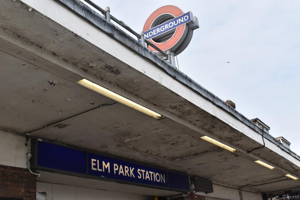 3 Bedroom Terraced For Sale in Elm Park Avenue, Elm Park, Hornchurch