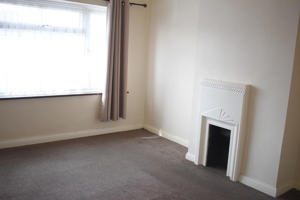 3 Bedroom Terraced For Sale in Northwood Avenue, Elm Park, Essex, RM12 4PU Readings Property