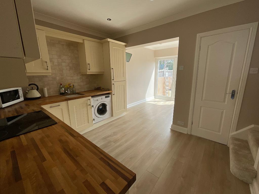 2 Bedroom Terraced For Sale in Diban Avenue, Elm Park, Essex, RM12 4YF