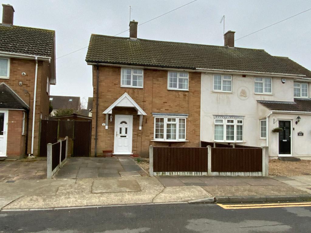 Stapleton Crescent, South Hornchurch, Essex, RM13 7HA