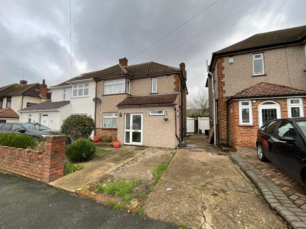 Warren Drive, Elm Park, Essex, RM12 4QZ