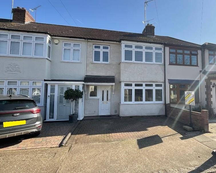 Norfolk Road, Upminster, Essex, RM14 2RE