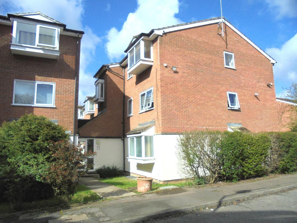 Harkness Close, Harold Hill, Essex, RM3 9NX