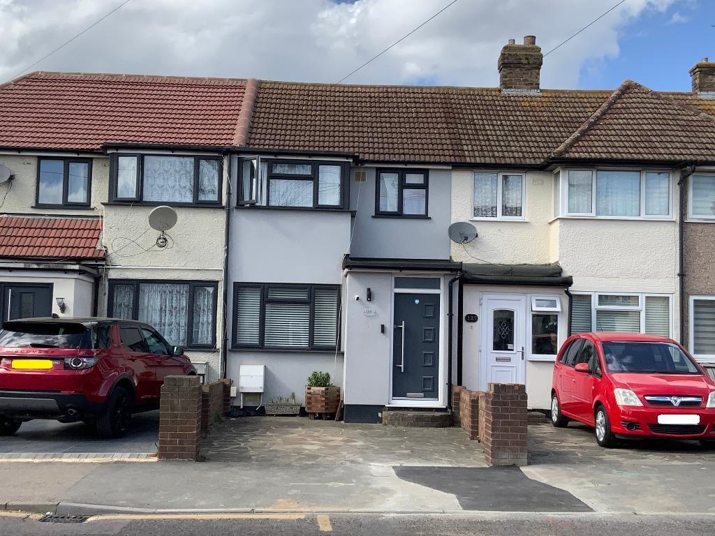 Elm Park Avenue, Elm Park, Hornchurch, Essex, RM12 4SN